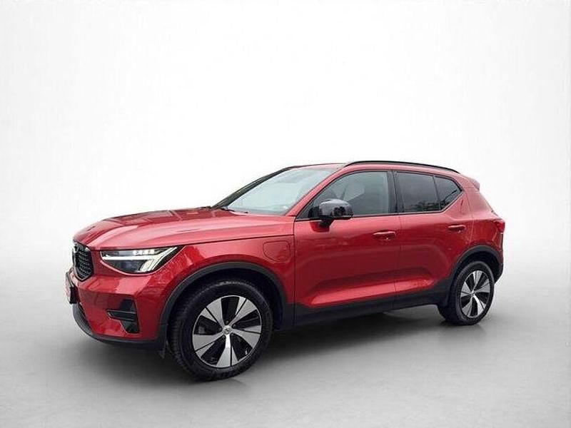 Gebraucht Volvo XC40 Plus 211 PS (155 kW) 2022 Rot SUV