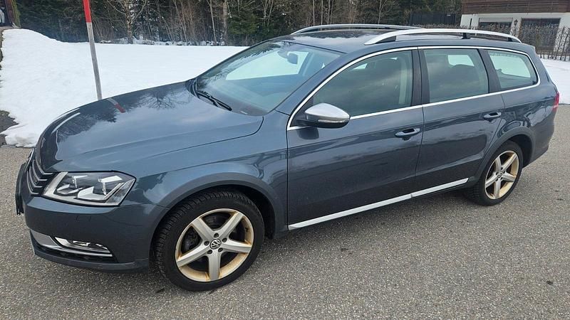 Gebraucht VW Passat Alltrack 140 PS (102 kW) 2012 Grau Kombi