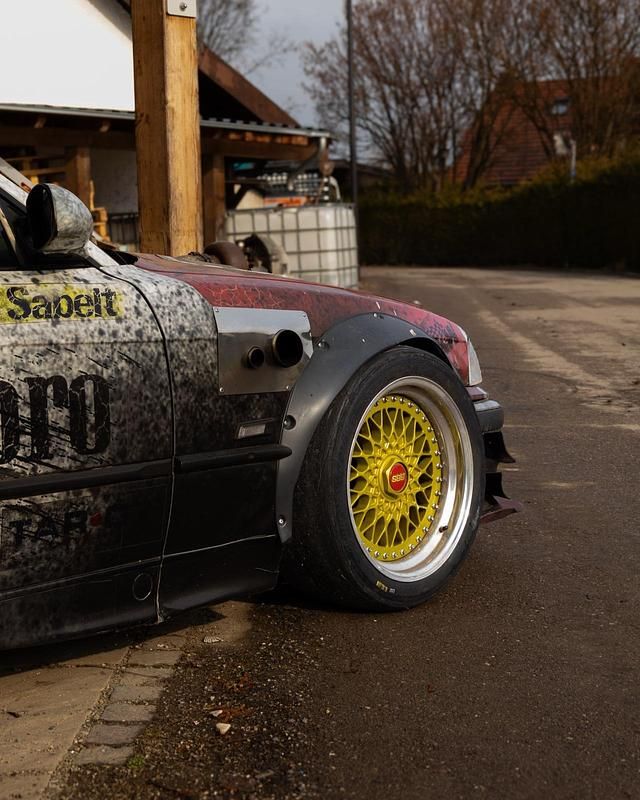 Gebraucht BMW 328 450 PS (330 kW) 1998 Silber Coupé