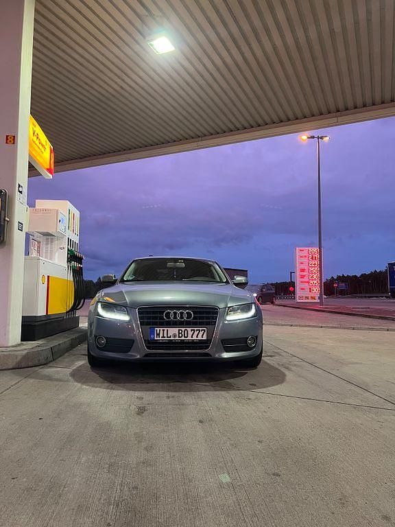 Gebraucht Audi A5 Sportback 170 PS (125 kW) 2011 Blau Kleinwagen