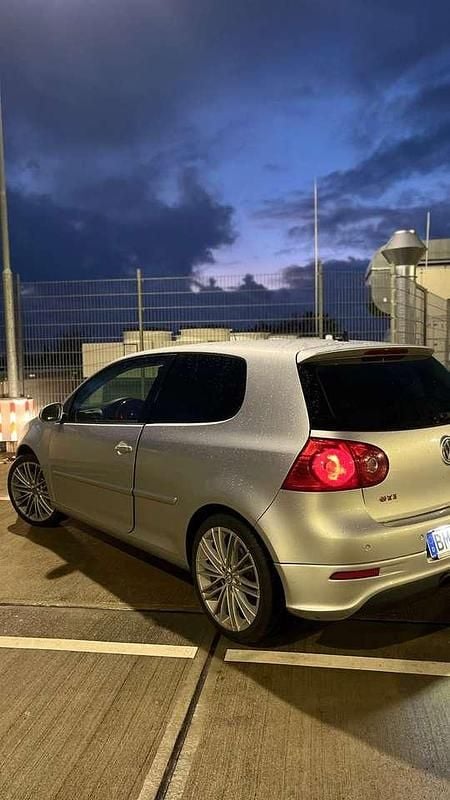 Gebraucht VW Golf V Edition 80 PS (58 kW) 2007 Grau Kleinwagen