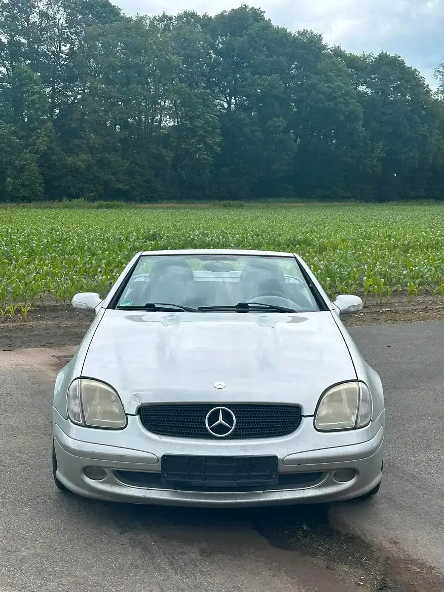 Gebraucht Mercedes SLK200 163 PS (119 kW) 2002 Silber Cabrio