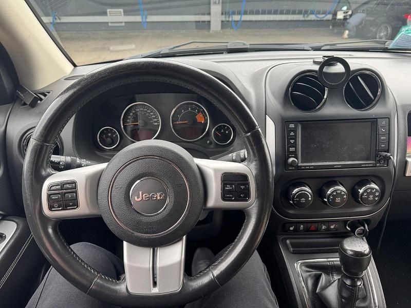 Schwarz Gebraucht 2013 Jeep Compass SUV | 5.500 € (Fairer Preis) - Bild 1/4