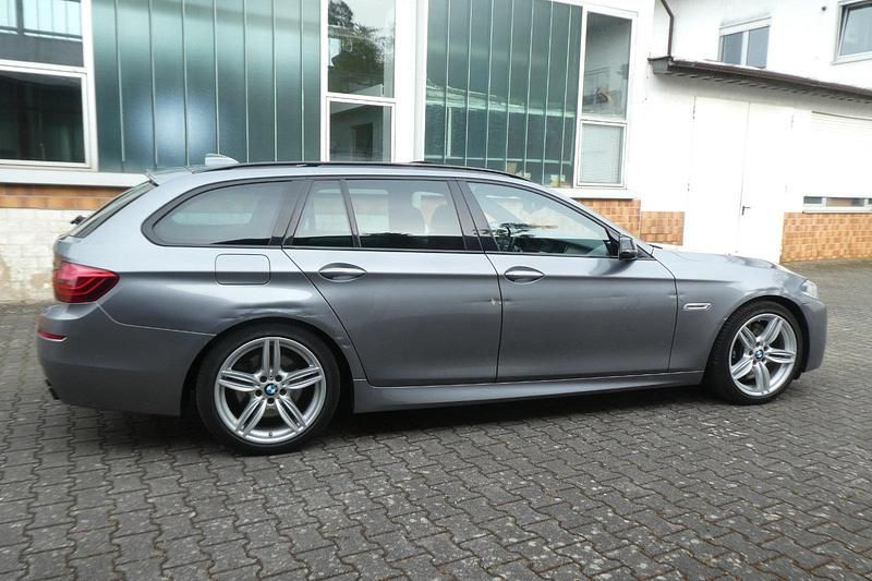 Gebraucht BMW M550 M Sport 381 PS (280 kW) 2015 Grau Limousine
