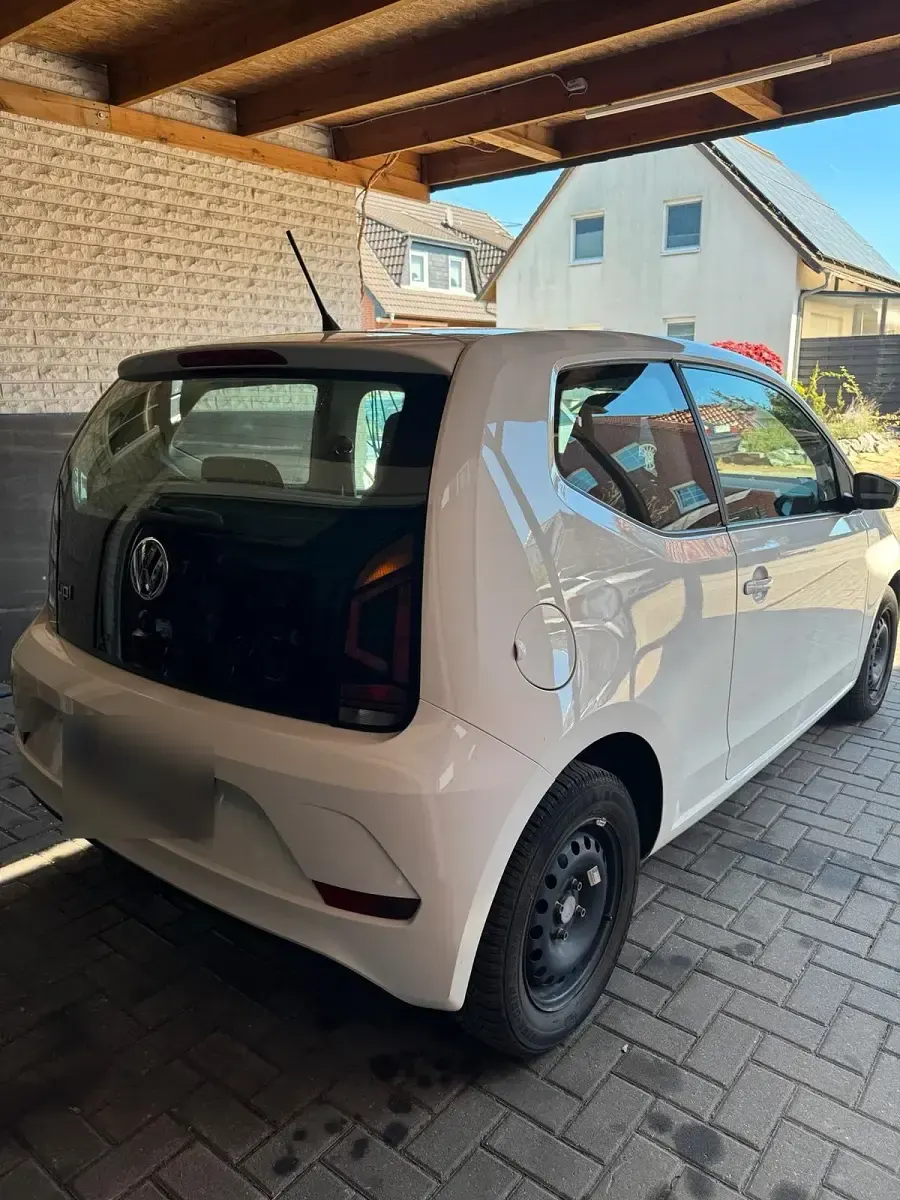 Gebraucht VW up! 60 PS (44 kW) 2017 Weiß Kleinwagen