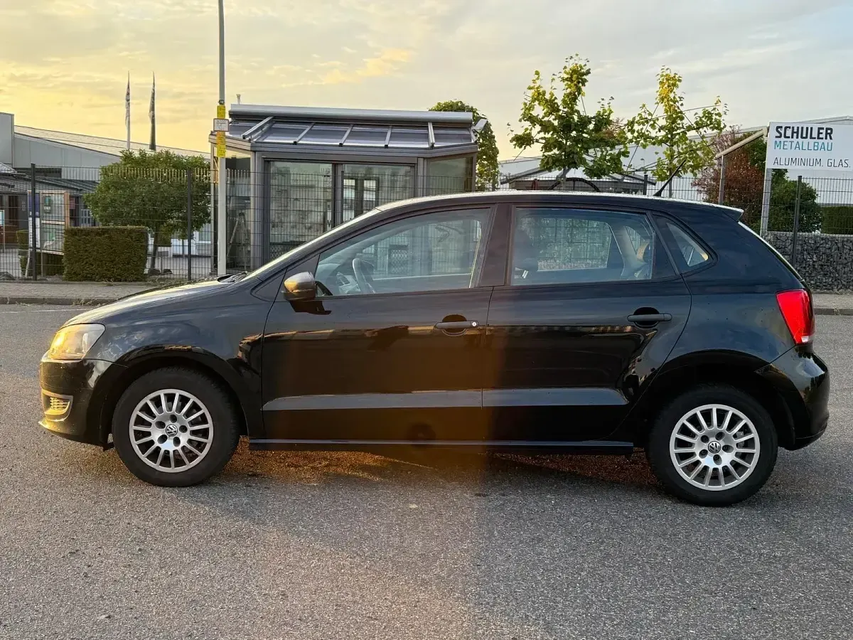 Gebraucht VW Polo Trendline 60 PS (44 kW) 2011 Schwarz Kleinwagen
