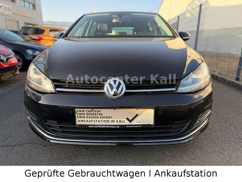 Gebraucht VW Golf VII Highline 150 PS (110 kW) 2015 Schwarz Kombi