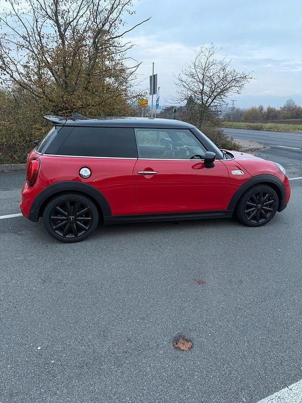 Gebraucht Mini Cooper S Chili 192 PS (141 kW) 2021 Rot Kleinwagen