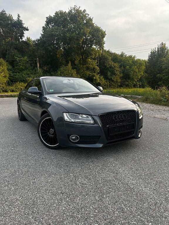 Grau Gebraucht 2008 Audi A5 Sport Coupé | 6.300 € (Superpreis) - Bild 1/4