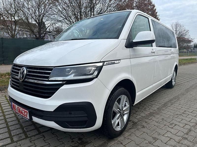 Weiß Gebraucht 2020 VW Caravelle Van / Kleinbus | 36.900 € (Guter Preis) - Bild 1/4