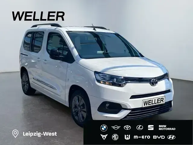 Gebraucht Toyota Proace Verso City 110 PS (80 kW) 2023 Weiss Kombi