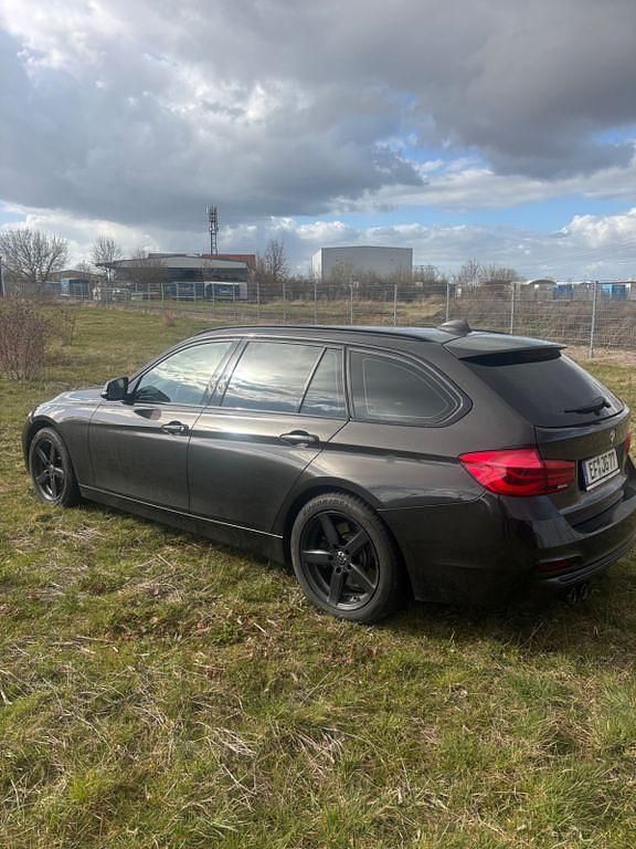 Gebraucht BMW 335 Advantage 313 PS (230 kW) 2015 Braun Kombi
