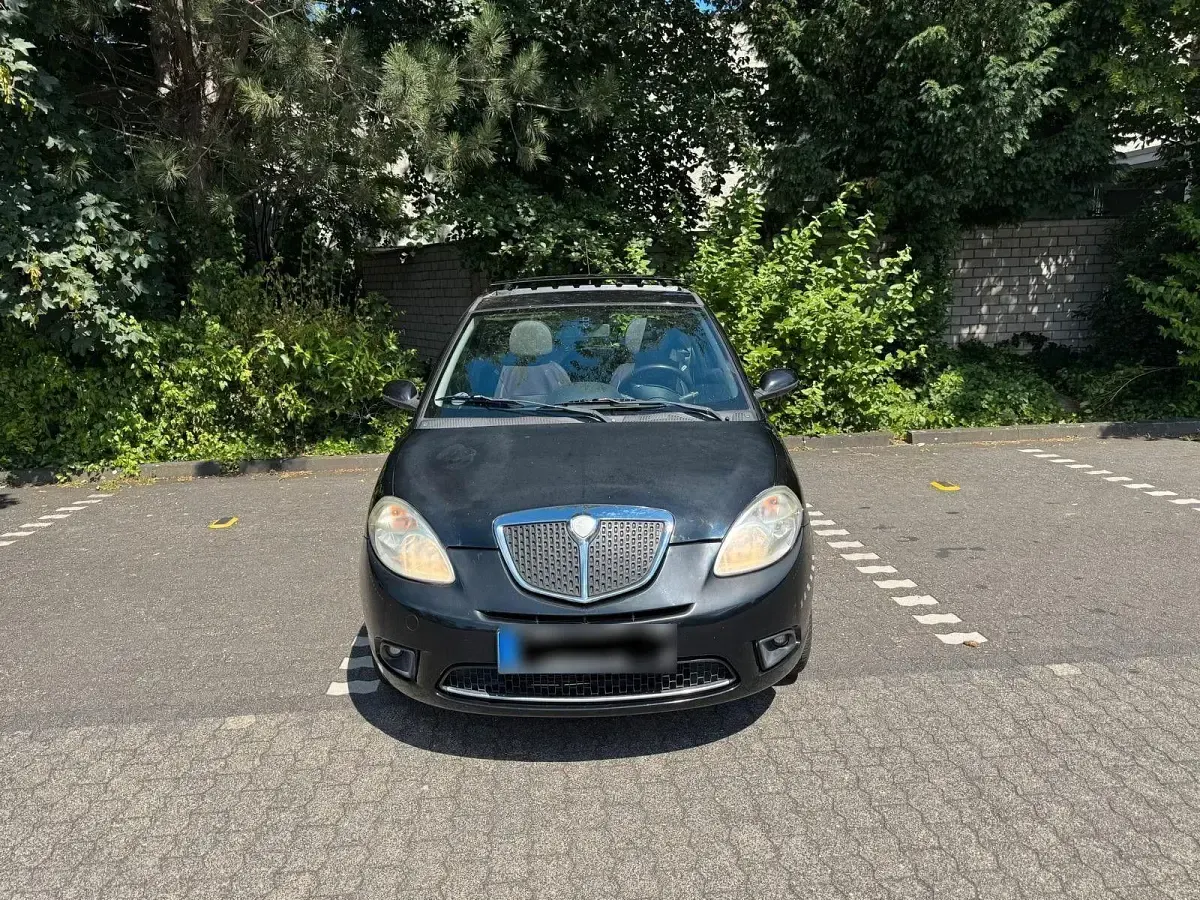 Gebraucht Lancia Ypsilon 95 PS (69 kW) 2007 Schwarz Kleinwagen