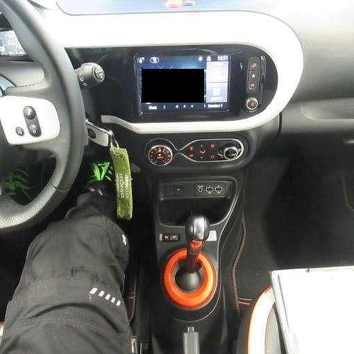 Gebraucht Renault Twingo Vibes 60 kW (82 PS) 2021 Weiß Kleinwagen