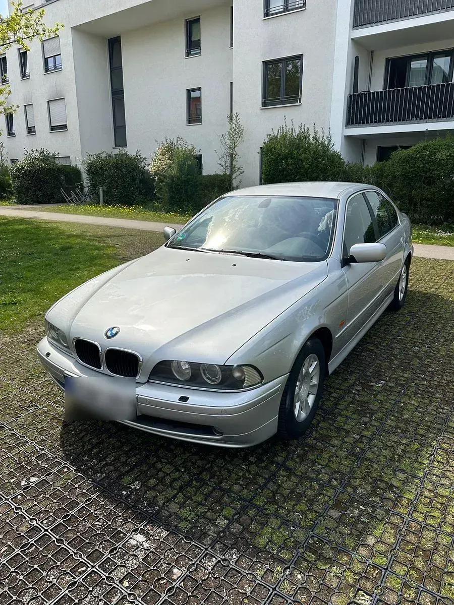 Second-hand BMW 525 192 CP (141 kW) 2001 Argintiu Berlinǎ
