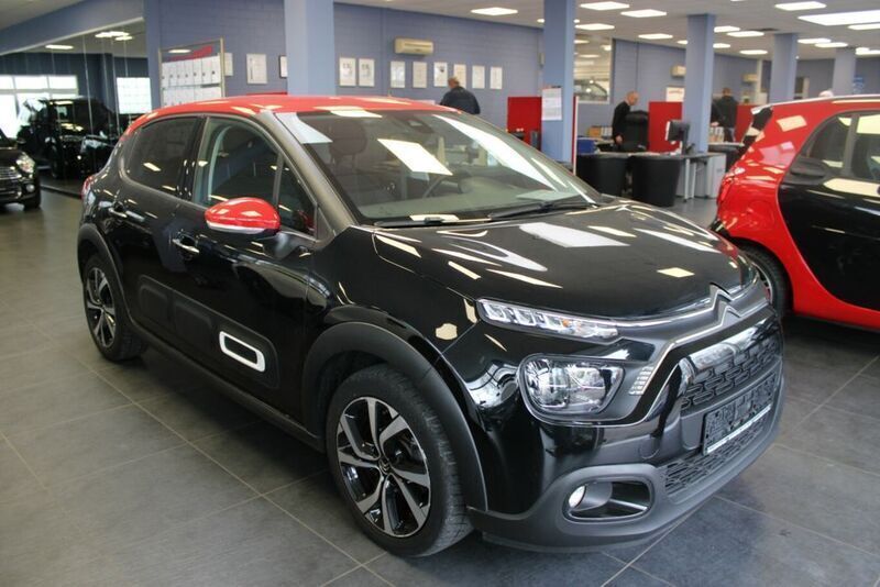 Schwarz Gebraucht 2022 Citroën C3 PureTech Kleinwagen | 15.980 € (Fairer Preis) - Bild 1/4