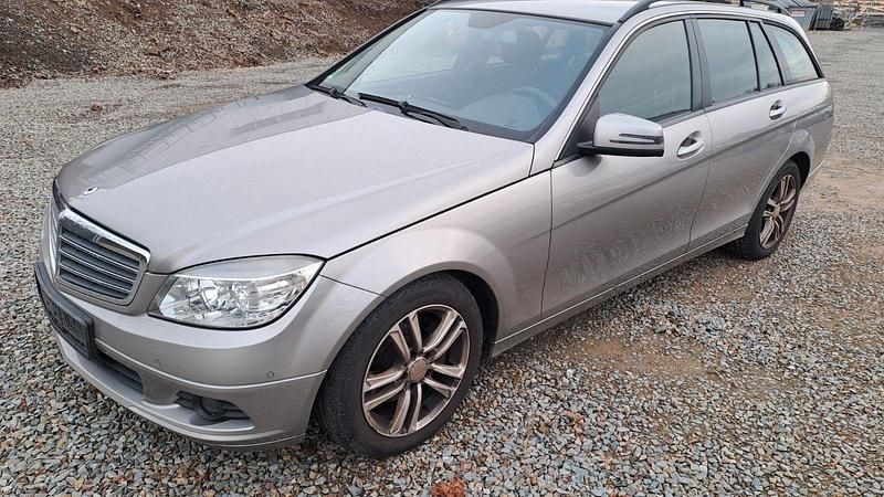 Gebraucht Mercedes C220 170 PS (125 kW) 2009 Silber Kombi