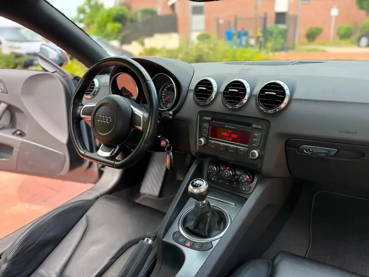 Gebraucht Audi TT 200 PS (147 kW) 2009 Grau Coupé