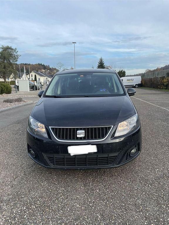 Schwarz Gebraucht 2014 Seat Alhambra I-Tech Van / Kleinbus | 5.800 € (Superpreis) - Bild 1/4