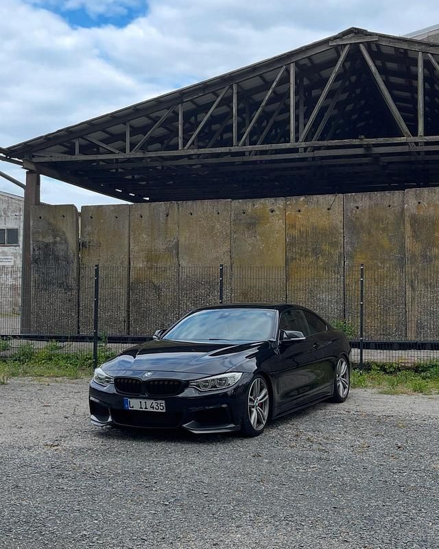 Schwarz Gebraucht 2014 BMW 435 M Sport Coupé | 18.399 € - Bild 1/1