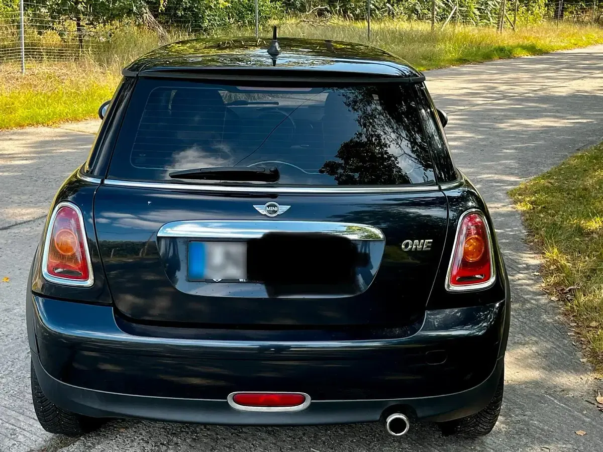 Usata Mini ONE 100 CV (73 kW) 2008 Nero Utilitaria