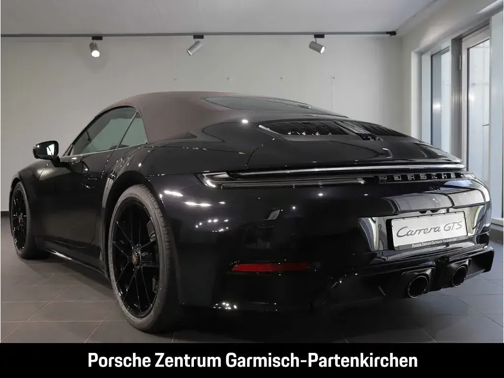 Gebraucht Porsche 911 Carrera GTS 541 PS (397 kW) 2026 Schwarz Cabrio