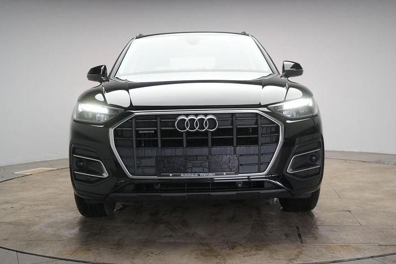 Gebraucht Audi Q5 204 PS (150 kW) 2022 Brilliant black SUV