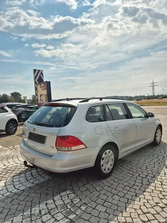 Gebraucht VW Golf V Comfortline 140 PS (102 kW) 2007 Reflexsilber metallic Kombi