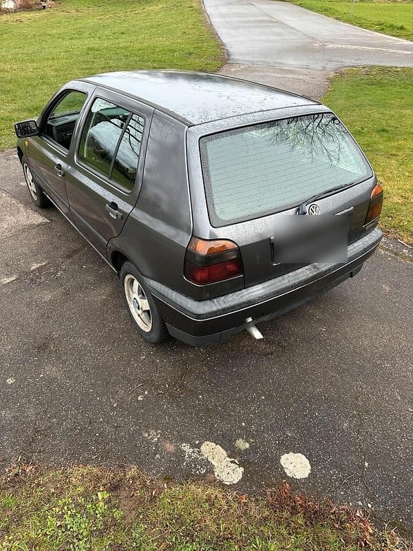 Gebraucht VW Golf III 90 PS (66 kW) 1994 Grau Kleinwagen