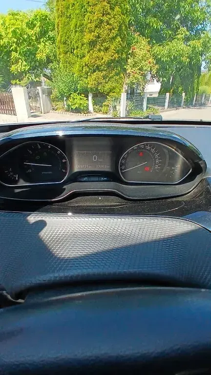 Gebraucht Peugeot 2008 Style 110 PS (80 kW) 2015 Weiß SUV