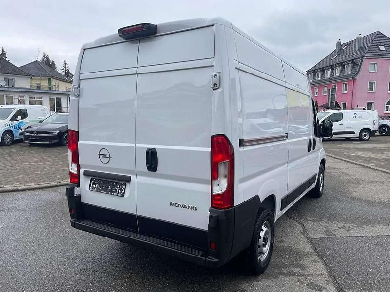 Gebraucht Opel Movano 140 PS (102 kW) 2024 Weiß Van