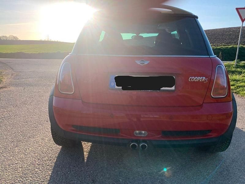 Gebraucht Mini Cooper S 163 PS (119 kW) 2003 Rot Kleinwagen