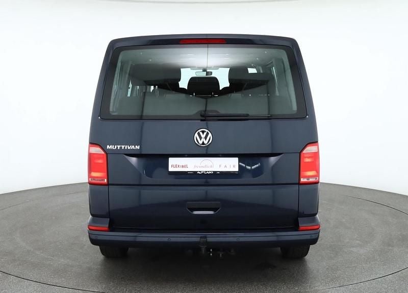 Second-hand VW Multivan 150 CP (110 kW) 2019 Albastru Monovolum