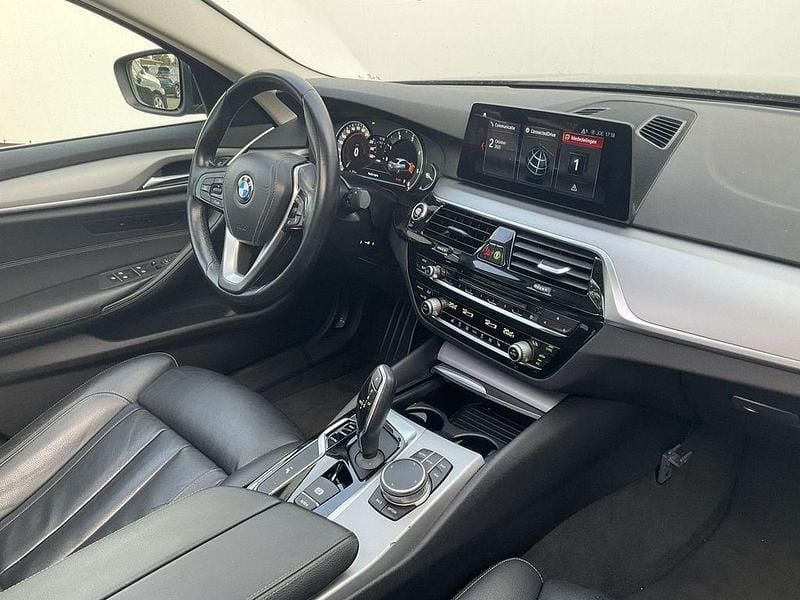Second-hand BMW 520 Executive 190 CP (139 kW) 2018 Negru Berlinǎ