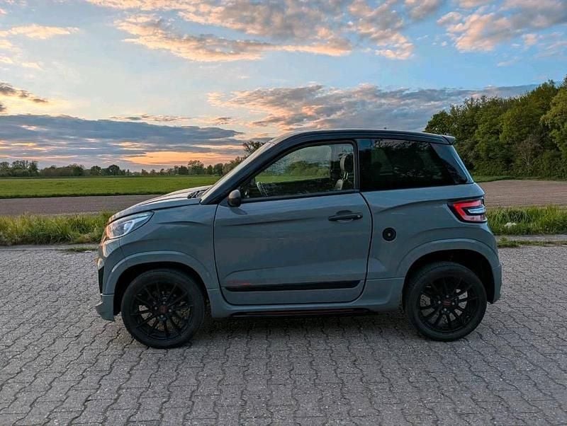 Gebraucht Ligier JS60 2022 Grau Kleinwagen