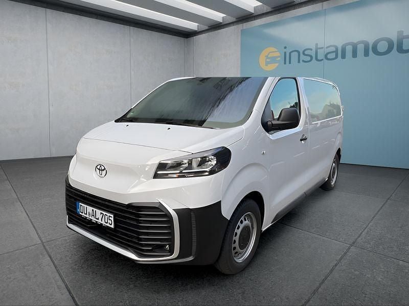 Weiß Gebraucht 2024 Toyota Proace Van | 29.749 € (Teuer) - Bild 1/4