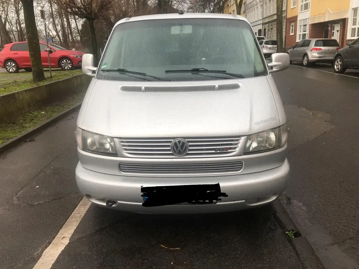 Usado VW T4 151 HP (111 kW) 2003 Prateado Van
