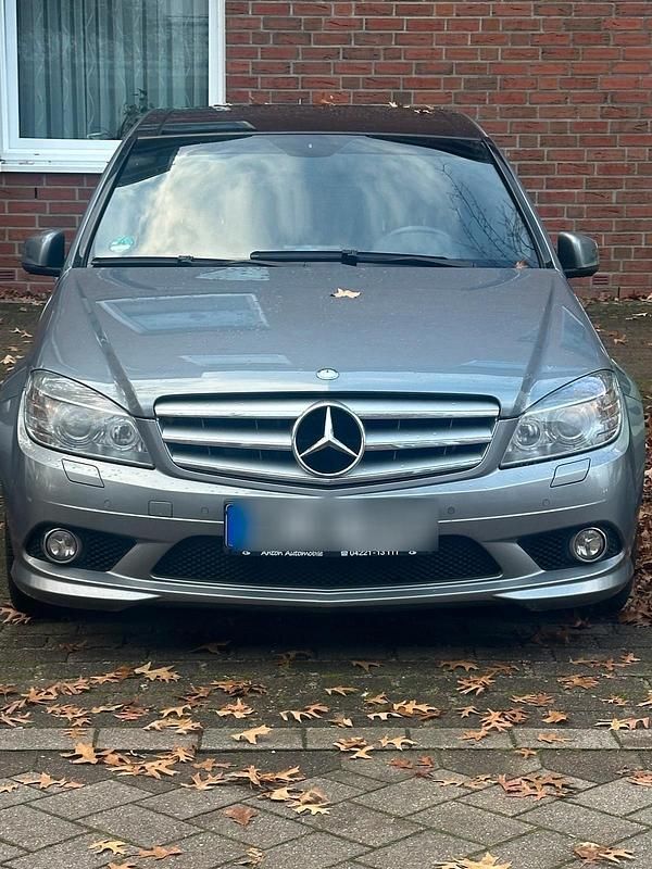 Gebraucht Mercedes C350 224 PS (164 kW) 2009 Grau Limousine