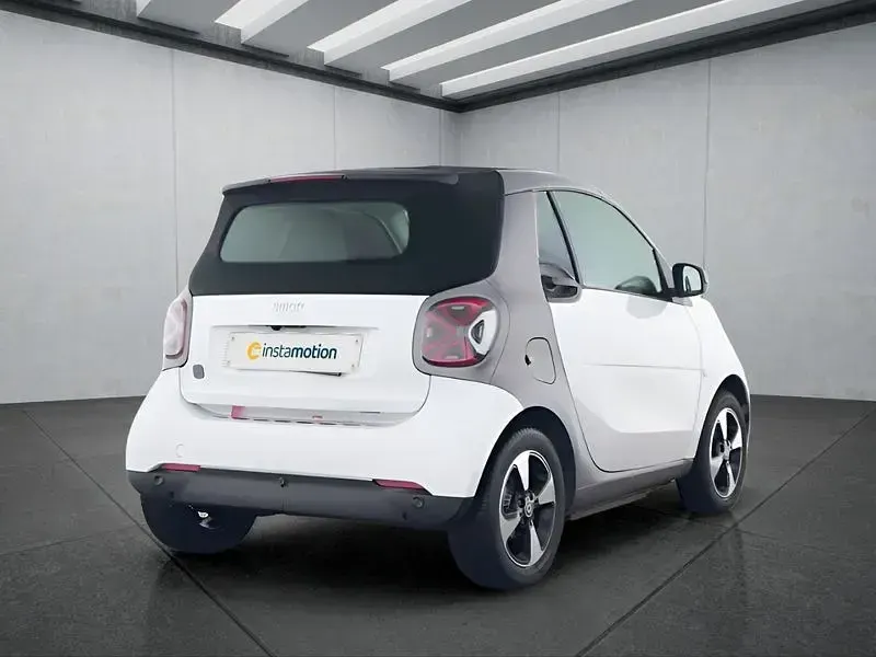 Gebraucht Smart ForTwo Electric Drive 60 kW (82 PS) 2024 Weiß Cabrio
