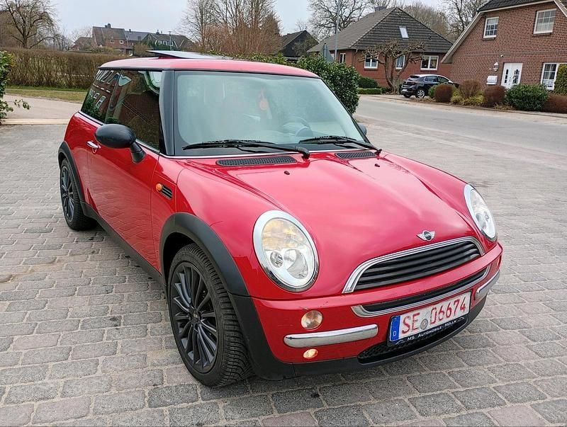Gebraucht Mini ONE 90 PS (66 kW) 2002 Rot Kleinwagen