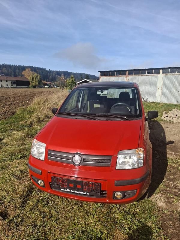 Rot Gebraucht 2008 Fiat Panda Kleinwagen | 2.100 € (Fairer Preis) - Bild 1/4