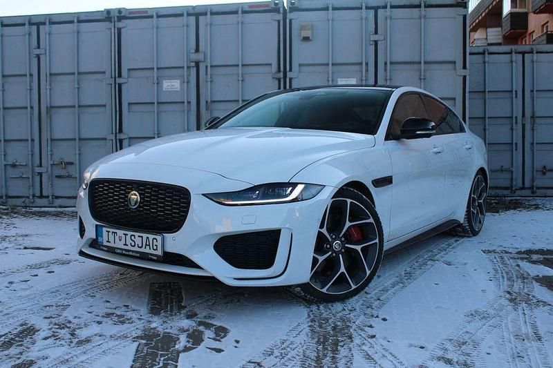 Gebraucht Jaguar XE R-Dynamic 300 PS (220 kW) 2024 Weiß Limousine