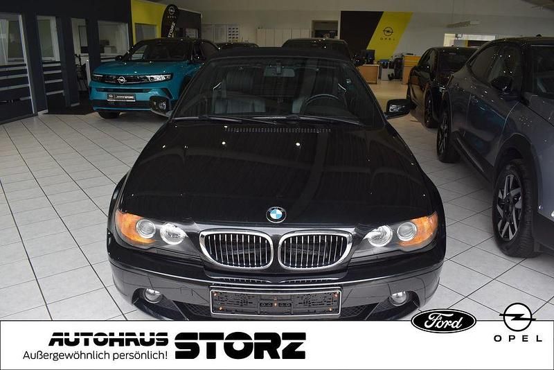 Gebraucht BMW 325 Cabriolet Sport Line 192 PS (141 kW) 2005 Schwarz Cabrio