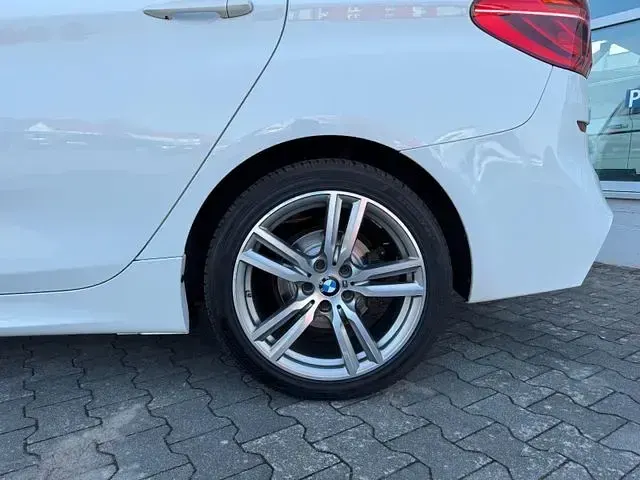 Gebraucht BMW 220 Gran Tourer M Sport 190 PS (139 kW) 2016 Weiß (alpinweiss iii) Van / Kleinbus
