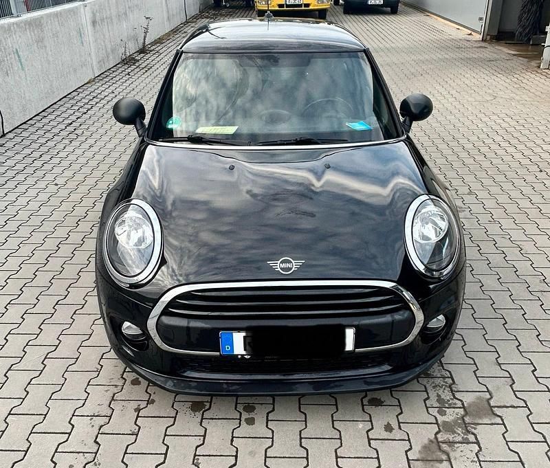 Gebraucht Mini ONE 102 PS (75 kW) 2018 Schwarz Kleinwagen