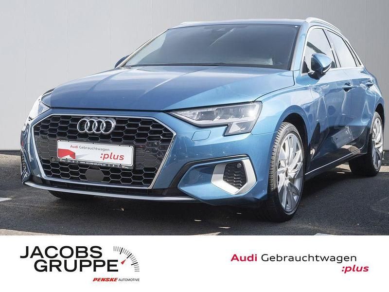 Blau Gebraucht 2022 Audi A3 Sportback Advanced Limousine | 25.630 € (Fairer Preis) - Bild 1/4