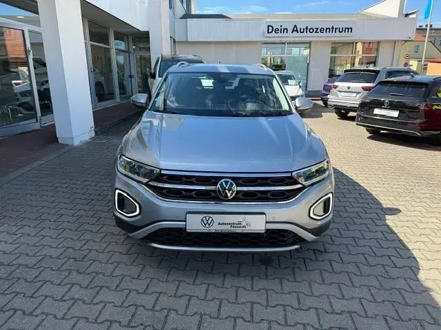 Gebraucht VW T-Roc Style 150 PS (110 kW) 2022 Pyrit silber metallic (metallic) SUV
