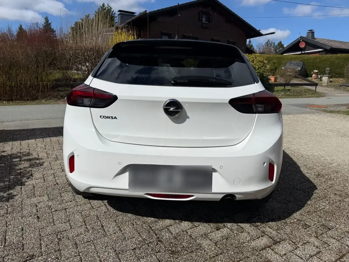 Gebraucht Opel Corsa 101 PS (74 kW) 2021 Weiß Kleinwagen