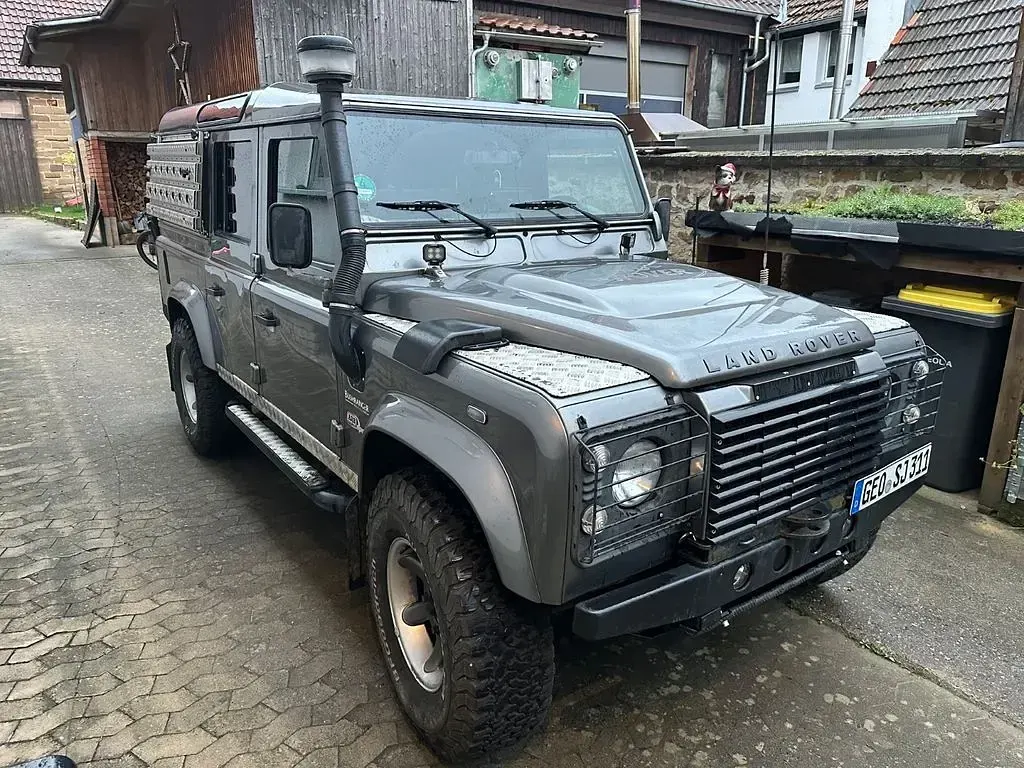 Gebraucht Land Rover Defender 122 PS (89 kW) 2007 Grau Kombi