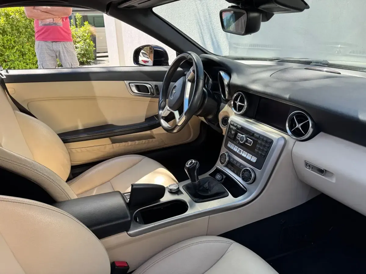 Gebraucht Mercedes SLK200 184 PS (135 kW) 2011 Schwarz Cabrio